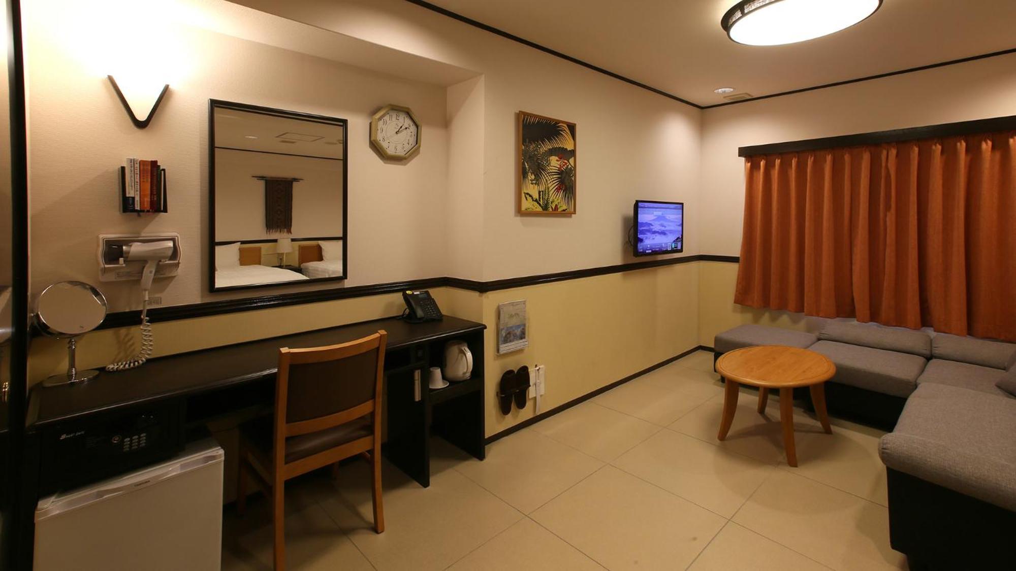 Toyoko Inn Okinawa Ishigaki-Jima Ishigaki  Δωμάτιο φωτογραφία