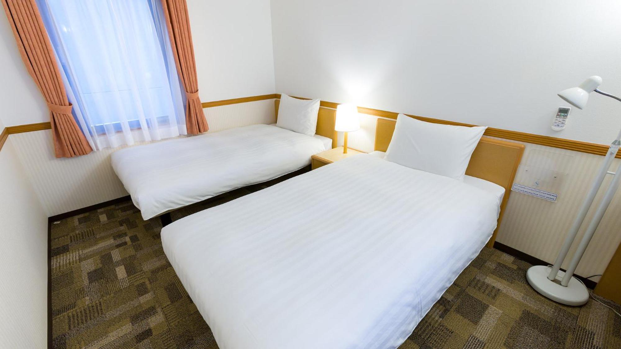 Toyoko Inn Okinawa Ishigaki-Jima Ishigaki  Δωμάτιο φωτογραφία